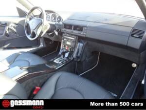 Image 13/15 of Mercedes-Benz SL 320 (2001)