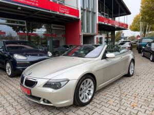 Image 2/24 of BMW 645Ci (2005)