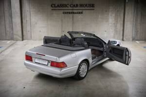 Immagine 23/95 di Mercedes-Benz SL 600 (1998)