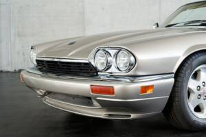 Bild 3/50 von Jaguar XJS 4.0 (1995)