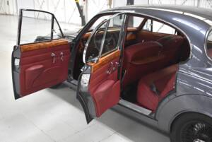 Image 9/39 of Jaguar Mk II 3.8 (1960)