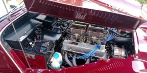 Image 13/51 of Morgan Plus 8 (1983)