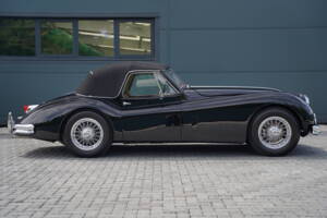 Image 29/50 of Jaguar XK 140 DHC (1956)
