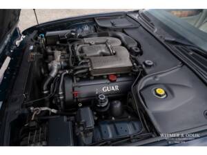 Image 31/31 of Jaguar XJR 4.0 (1999)