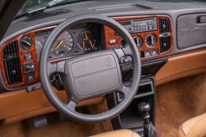 Image 56/89 of Saab 900 Turbo S 16V (1993)