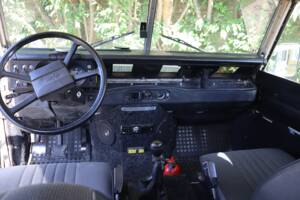 Afbeelding 28/56 van Land Rover 109 (1975)