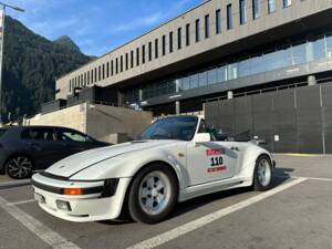 Image 2/5 of Porsche 911 Carrera 3.2 (1986)