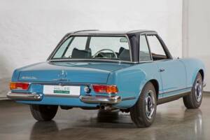 Imagen 23/44 de Mercedes-Benz 230 SL (1965)