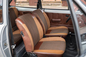 Image 34/36 of Ford Fiesta (1977)