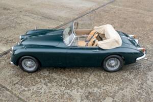 Immagine 4/25 di Jaguar XK 150 3.8 SE DHC (1960)