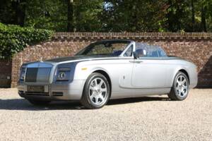 Image 7/50 of Rolls-Royce Phantom DHC (2009)