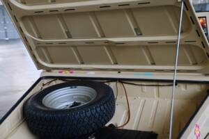 Image 33/47 of Volkswagen Thing 1500 (1981)