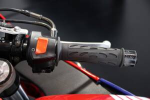 Immagine 48/50 di Honda CBR 900RR Fireblade (1996)