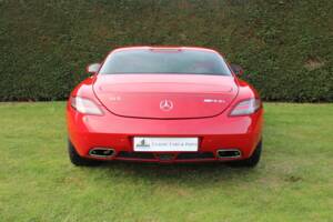 Image 5/57 of Mercedes-Benz SLS AMG (2010)