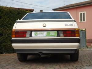 Bild 7/50 von Alfa Romeo 75 2.0 TD (1986)