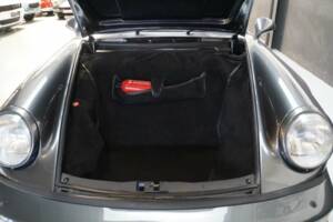 Imagen 17/50 de Porsche 911 Carrera 2 (1990)