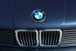 Bild 19/50 von BMW 320i (1989)