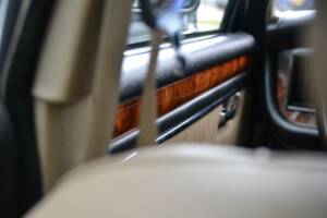 Image 24/29 de Jaguar XJ 12 (1992)