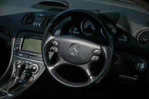 Image 23/33 de Mercedes-Benz SL 65 AMG (2007)