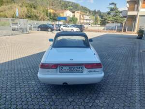 Image 4/27 of Alfa Romeo 2.0 Spider (1991)