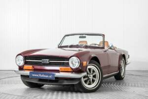 Image 3/50 of Triumph TR 6 PI (1969)
