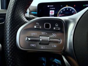 Bild 26/30 von Mercedes-Benz A 35 AMG 4MATIC (2021)
