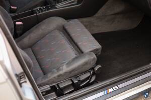 Bild 26/74 von BMW M5 Touring (1992)