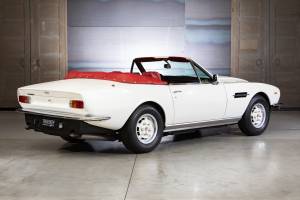 Bild 6/24 von Aston Martin V8 Volante (1983)