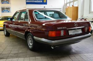 Immagine 12/42 di Mercedes-Benz 500 SEL (1982)