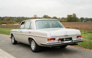 Image 6/50 of Mercedes-Benz 300 SEL 6.3 (1970)