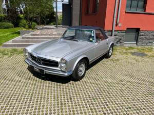 Bild 6/29 von Mercedes-Benz 230 SL (1966)