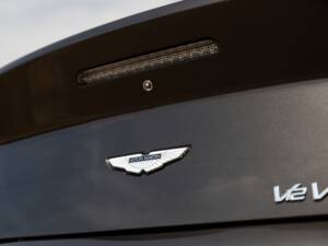 Bild 61/84 von Aston Martin V12 Vantage (2010)