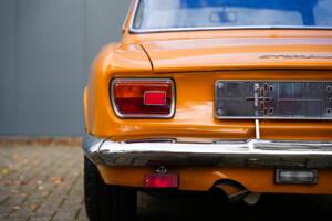 Image 29/38 of Alfa Romeo Giulia GT 1300 Junior (1968)