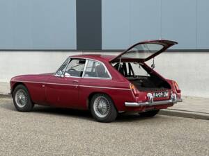 Image 11/17 de MG MGB GT (1967)