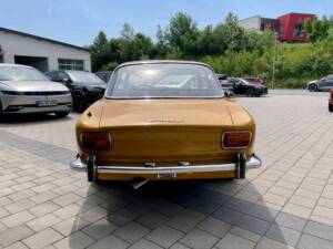 Bild 14/25 von Alfa Romeo Giulia GT 1300 Junior (1971)
