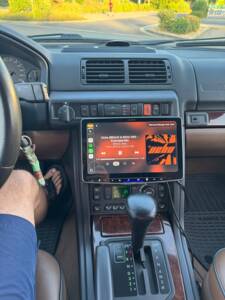 Bild 17/28 von Land Rover Range Rover 4.6 HSE (1998)