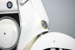 Image 24/41 de Piaggio Vespa 50 SS (1966)