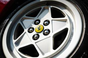 Image 29/33 of Ferrari 208 GTB Turbo (1987)