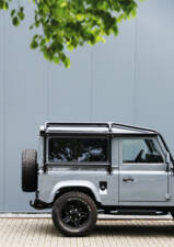 Image 6/56 of Land Rover 90 (1990)