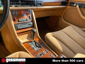 Image 6/13 of Mercedes-Benz 420 SEL (1986)