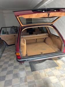 Bild 11/11 von Mercedes-Benz 300 TD (1979)