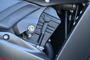 Bild 27/49 von Yamaha YZF-R1 (2002)