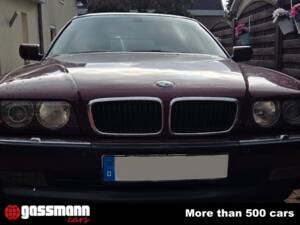 Bild 3/15 von BMW 735i (2000)