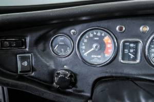 Image 28/50 of MG MGC GT (1969)