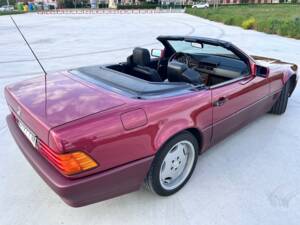 Image 11/30 of Mercedes-Benz 300 SL-24 (1992)