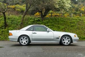 Image 5/10 de Mercedes-Benz SL 320 "Mille Miglia" (1995)