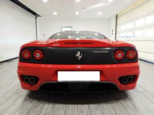 Image 2/9 of Ferrari 360 Challenge Stradale (2004)