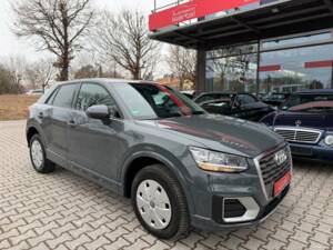 Image 13/18 de Audi Q2 2.0 TDI (2018)