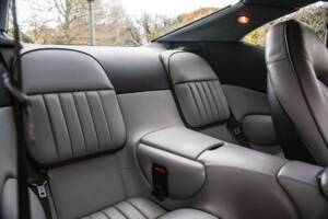 Image 24/34 of Aston Martin DB 7 (1999)