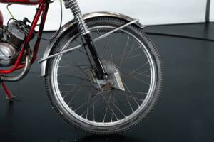 Image 31/31 of BM DUMMY (1963)